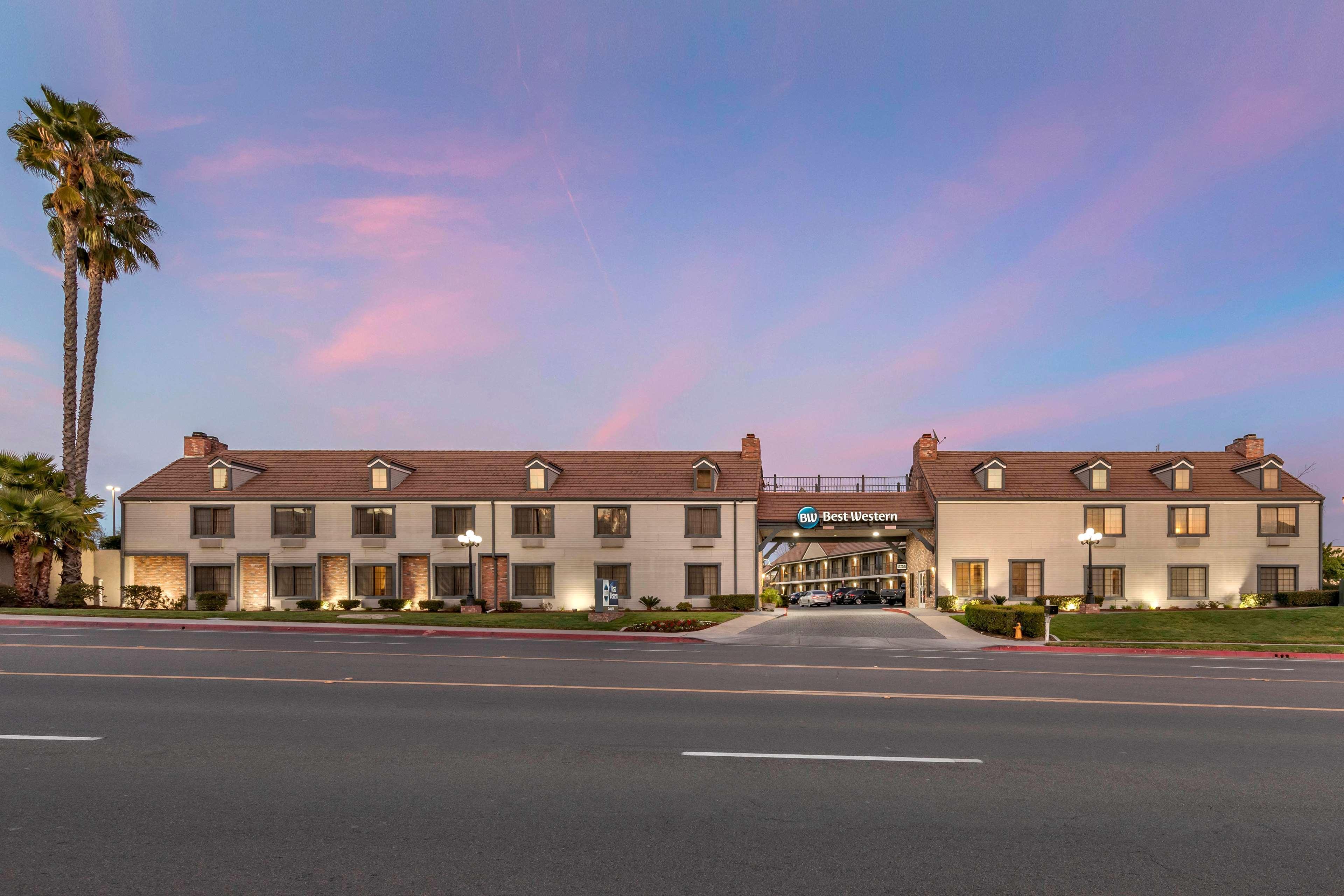 Best Western Country Hotel Temecula