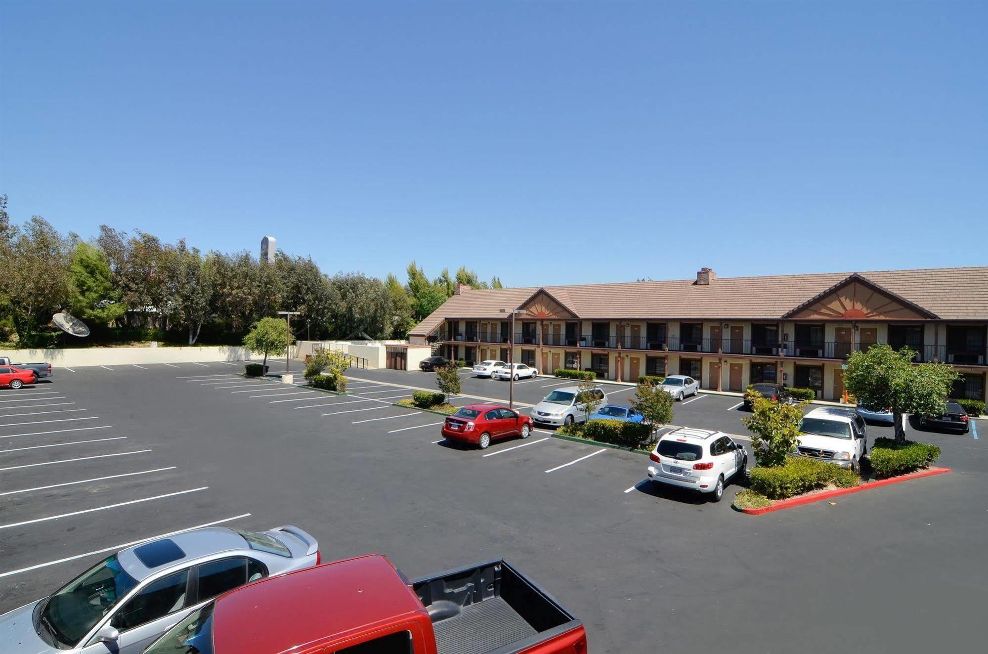 Best Western Country