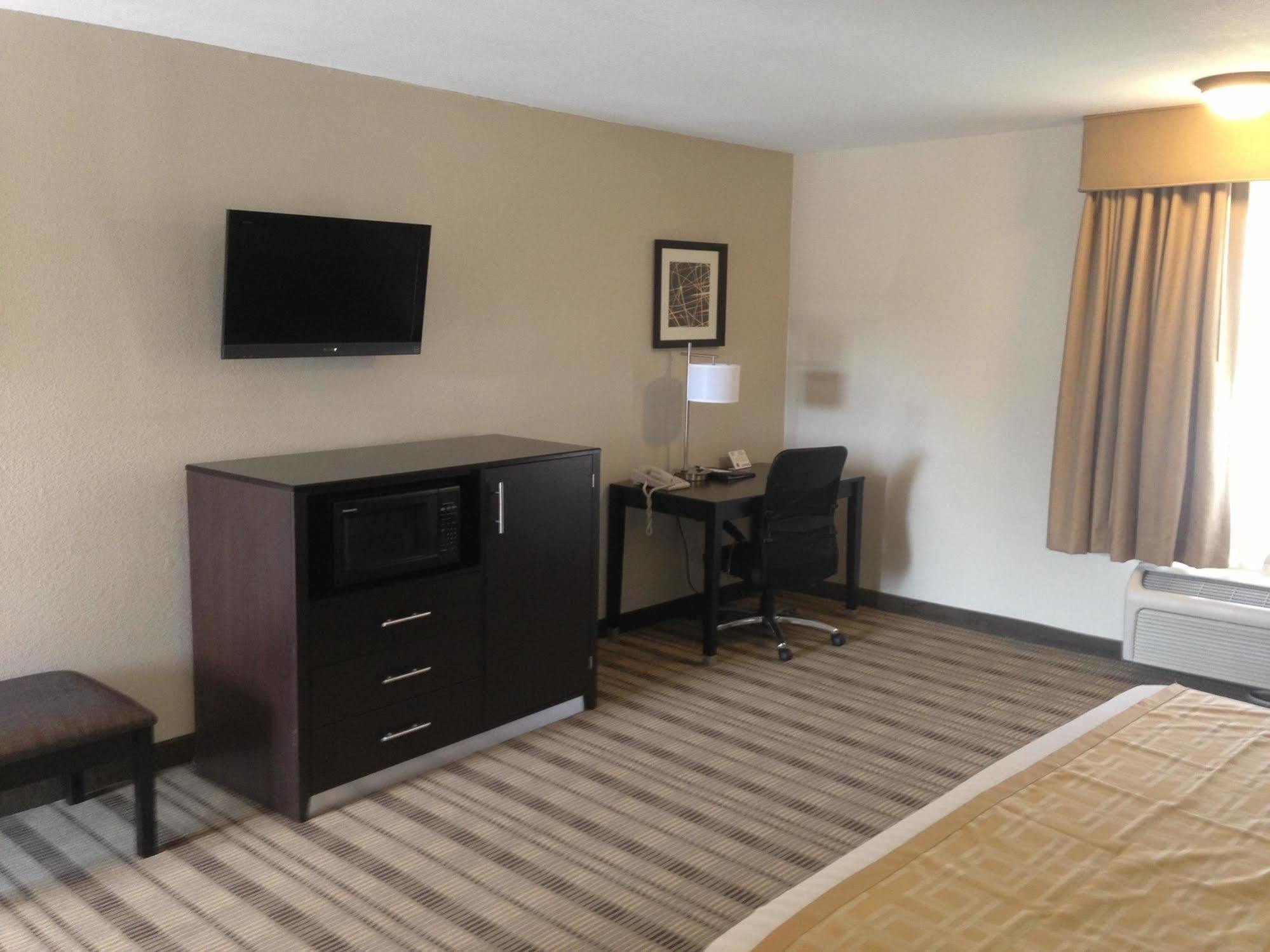 Best Western Country