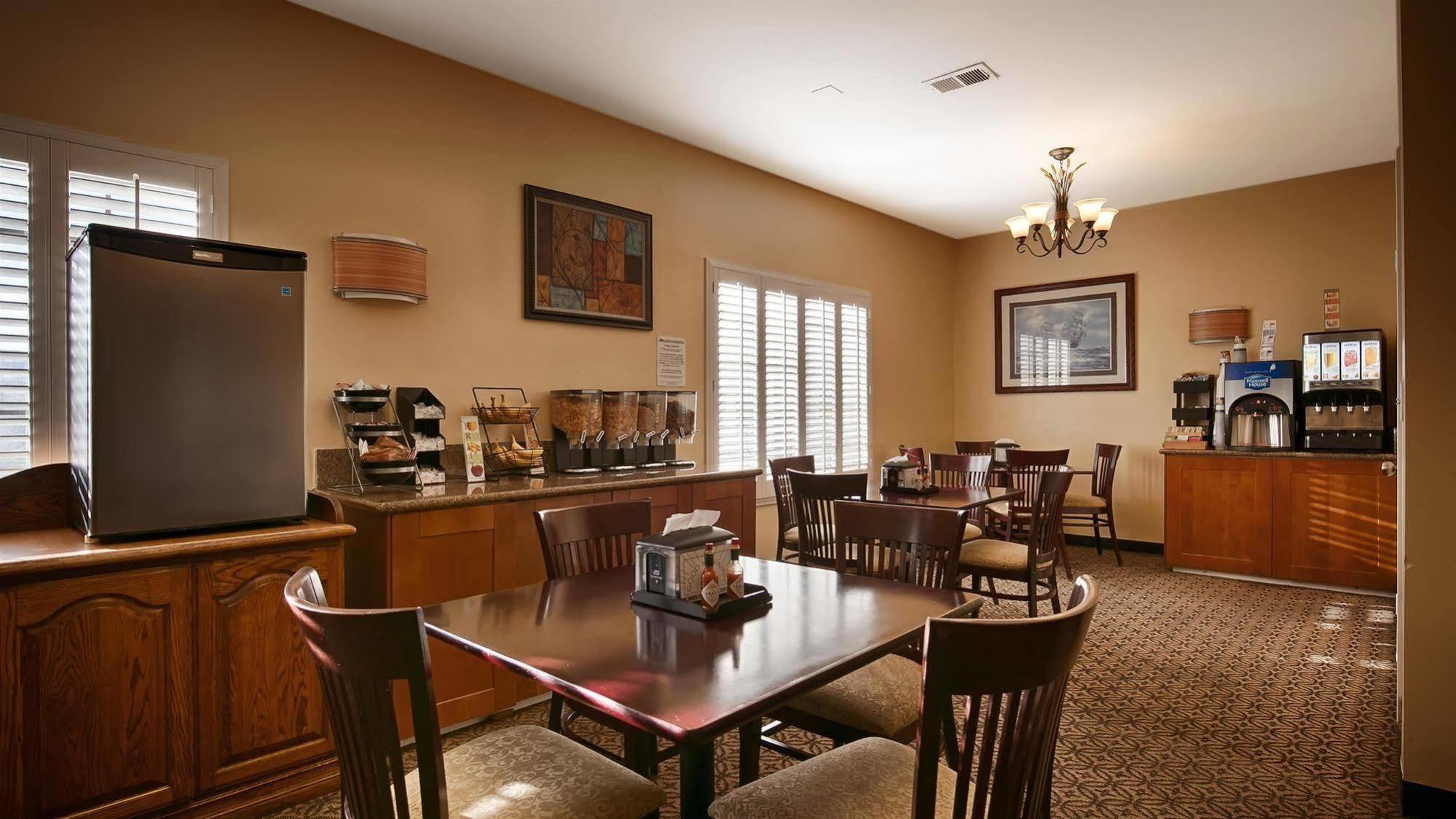 Best Western Country 3*